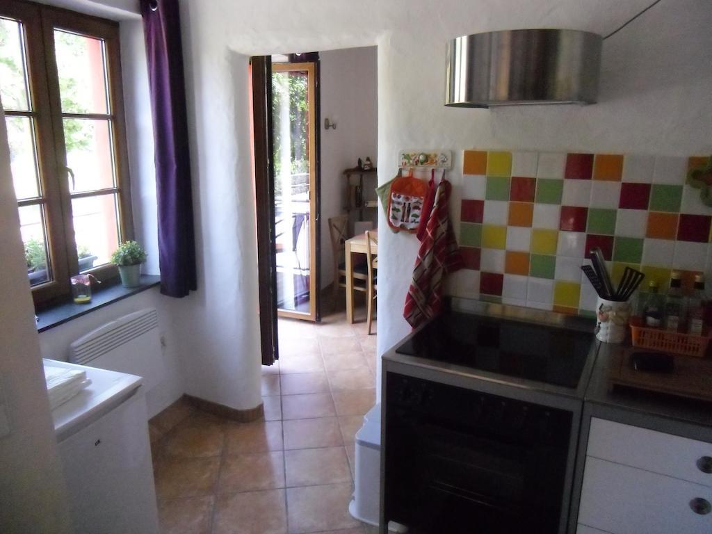 Vakantiehuis "Het Rode Huis" Treis-Karden Exteriör bild